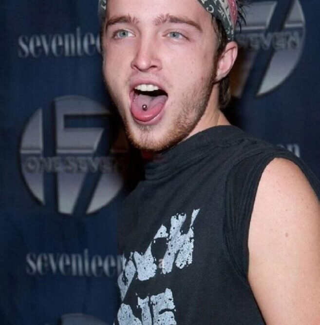 Idol Challenge Part 1 – Aaron Paul in the 2000s!